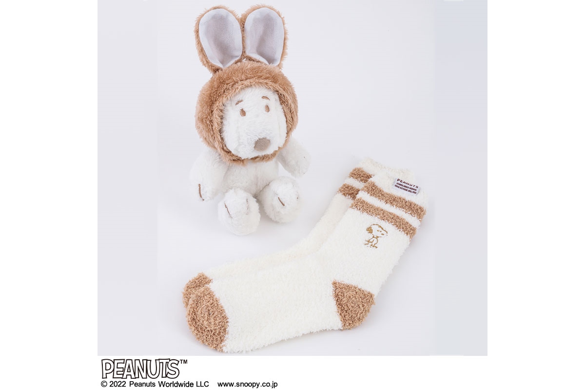 SNOOPY 2023 卯スヌーピーのぬいぐるみポーチ BOOK│宝島社の通販 宝島チャンネル