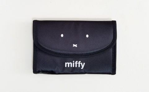 【フラゲレビュー】sweet（スウィート）2021年12月号特別号《特別付録》miffy（ミッフィー）収納力バッチリ！ウォレット機能つきマルチケース
