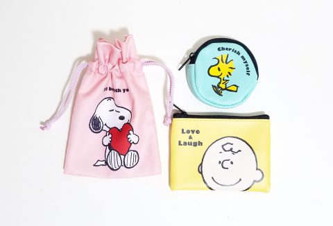 【フラゲレビュー】sweet（スウィート）2022年9月号《特別付録》PEANUTS （ピーナッツ）スヌーピー＆フレンズの ラブメッセージポーチ3点セット♥