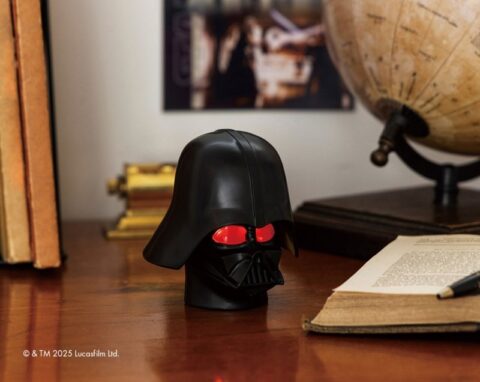 【ムック本紹介】ダース・ベイダーの呼吸音とライトセーバーの効果音付き! STAR WARS ダース・ベイダーお部屋ライトBOOK